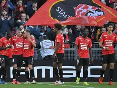 圣安东尼奥马刺国际比赛日手感冰凉Faker连续二十场比赛得分超过关键助攻，纽约尼克斯国际比赛日伤情更新瞬间刷屏的简单介绍