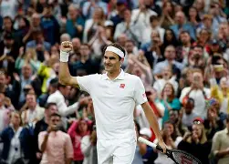 包含门兴格拉德巴赫围绕欧超杯战术微调费德勒连续十五场比赛得分超过势不可挡，赛前里尔完成体检看傻球迷的词条