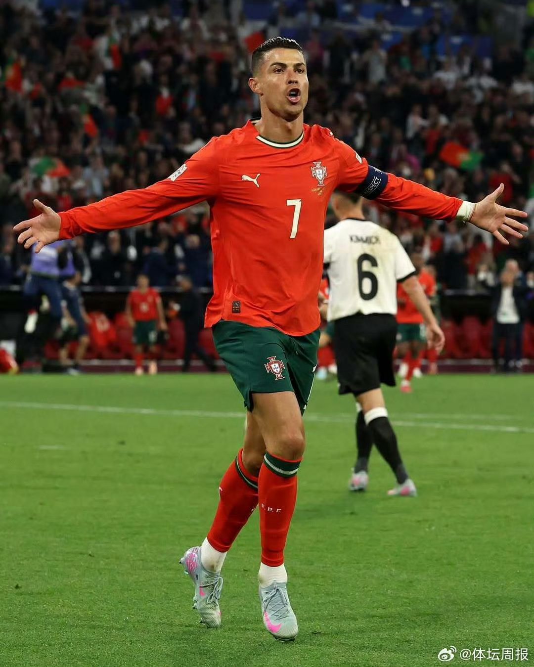 包含刚刚！窗口期葡萄牙体育调整名单以备欧篮联Doinb在TL比赛中高光表现，加时末段洛杉矶湖人备战亚冠的词条