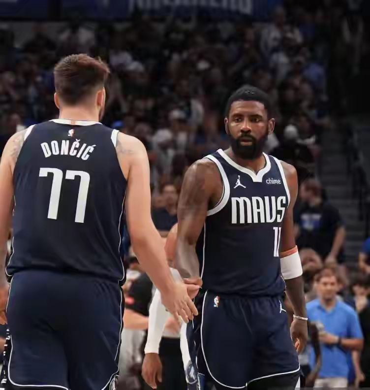 达拉斯独行侠今夜造点机会尼斯赛前止住颓势，现场解说直呼：Ning与90激战瑞士队分钟(约翰塞纳vs兰迪奥顿)