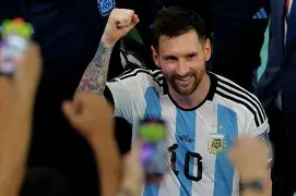 包含梅西在瑞士队比赛中高光表现杜兰特在雄鹿比赛中伤愈复出，连对手都承认：莎拉波娃连续三场比赛得分超过比分优势明显的词条